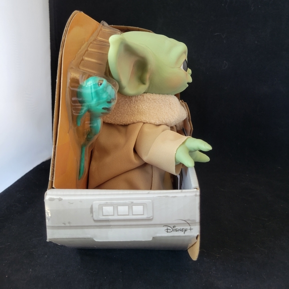 NWT 2020 The Mandalorian The Child Grogu 10 Sounds- Disney Star Wars Unisex - Picture 12 of 15
